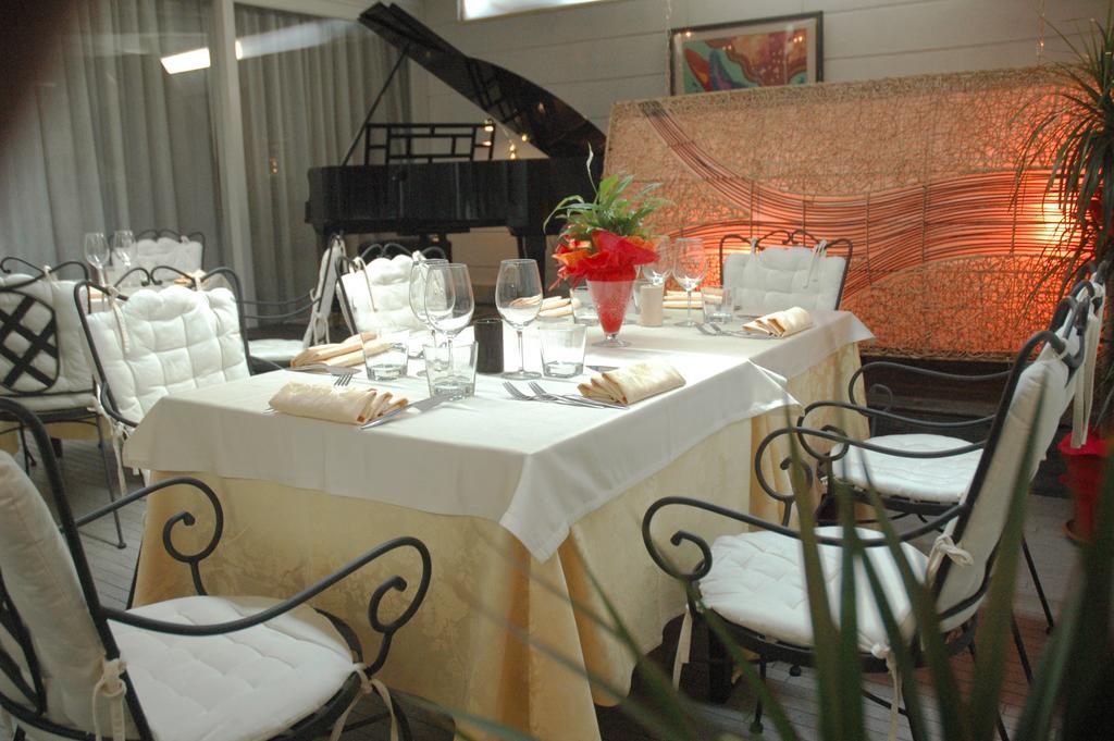 Casa Del Vento Bed and Breakfast Roccalumera Esterno foto
