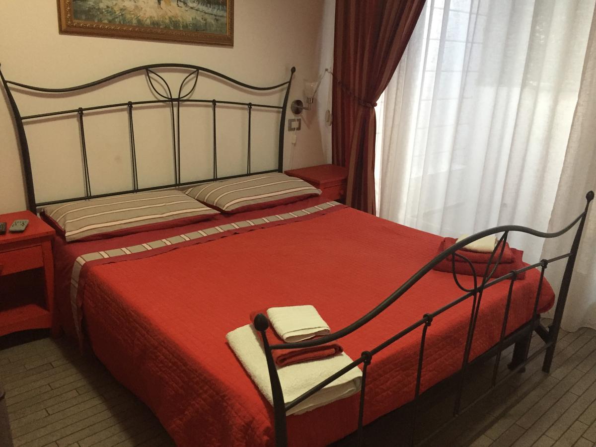 Casa Del Vento Bed and Breakfast Roccalumera Esterno foto